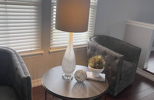 Tollgate Overlook House | 3-bedroom house in charming Aurora with WiFi, fitness room, AC