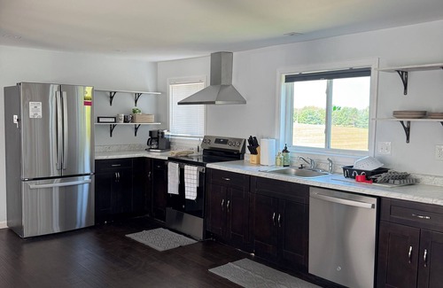 Whittaker House | 3-bedroom house in lovely Ann Arbor with AC