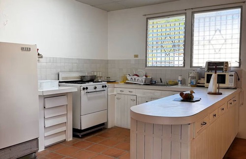 Las Lajas House | 3-bedroom house in terrific Coronado Beach with WiFi, AC, BBQ area