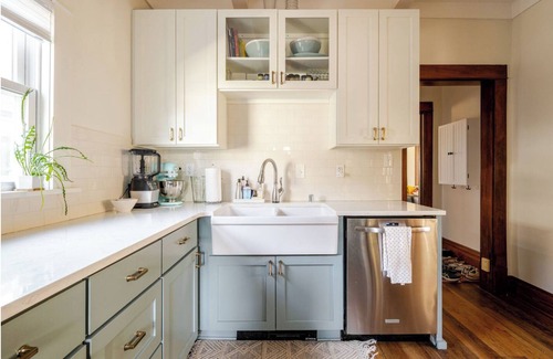 Kingfield House | 3-bedroom house in beautiful Kingfield Minneapolis with WiFi, AC, fitness room