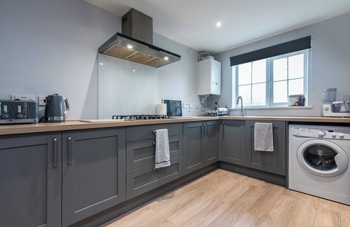 Silverstone Apartment | 3-Bedroom House Near the Silverstone Circuit