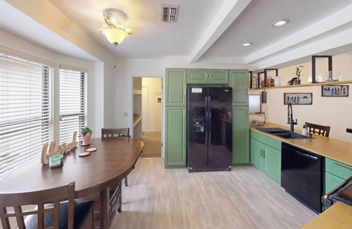 Embassy Hills House | 3-Bedroom House with Lake View in Port Richey