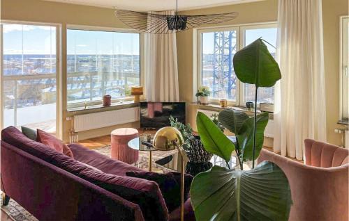 Uppsala Apartment | 3 Bedroom Lovely Apartment In Uppsala