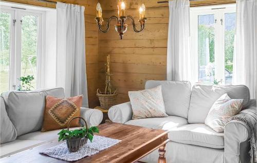 Lindas House | 3 Bedroom Lovely Home In Vikanes