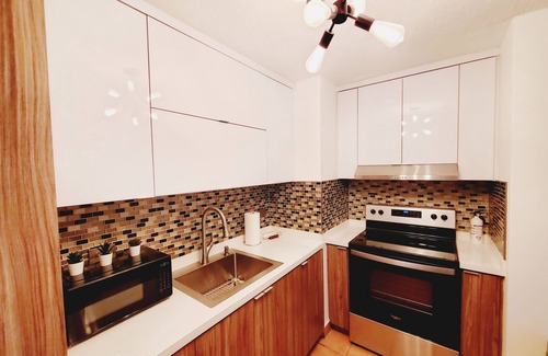 Rio Piedras Apartment | 3-Bedroom Luxury Apartment centrally located in San Juan with 24/7 Security!