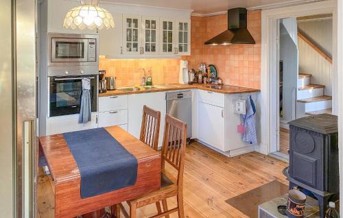 Odeshog House | 3 Bedroom Nice Home In Ödeshög