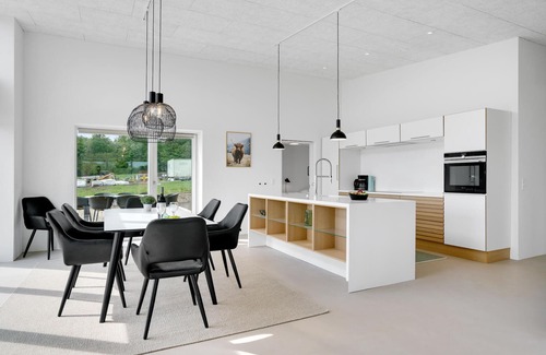 Sjølund House | 3 bedroom nice home in Sjølund