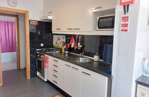 Charneca de Caparica e Sobreda Villa | 3 bedroom villa - Private pool, close to the beach, nature and Lisbon, Wi-Fi
