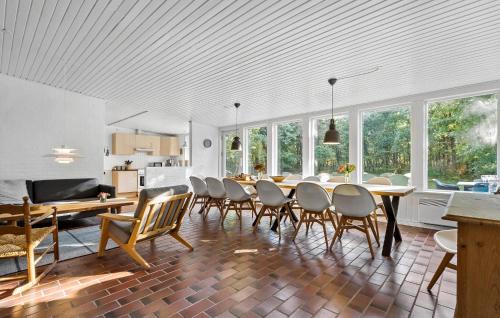 Skjern House | 3 Bedroom Stunning Home In Skjern