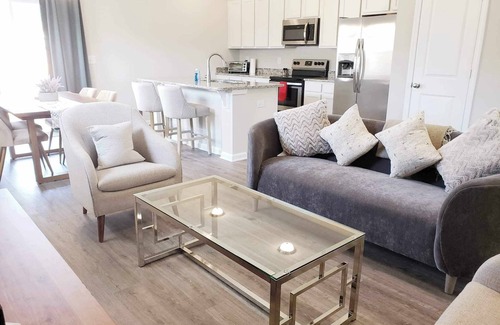 St. Andrews House | 3-bedroom townhome conveniently located