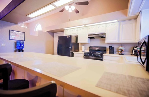 Sunrise Manor House | 3-bedroom vacation home just 8 minutes drive to Fremont Street