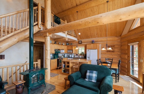 Somers Cabin | 3 Bedrooms, 2.5 Bathrooms, Sleeps 6