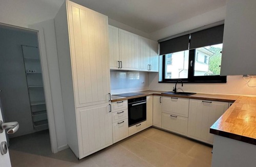 Corbeanca Villa | 3 Bedrooms, office and kitchen, near Therme