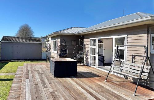 Nelson South House | 3-Beds with Sunny Deck & Gardens