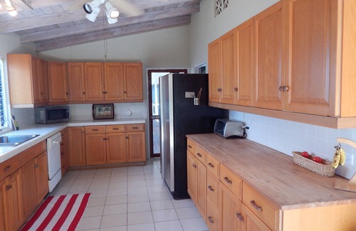 Willikies House | 3 Br Home Overlooking Atlantic Ocean