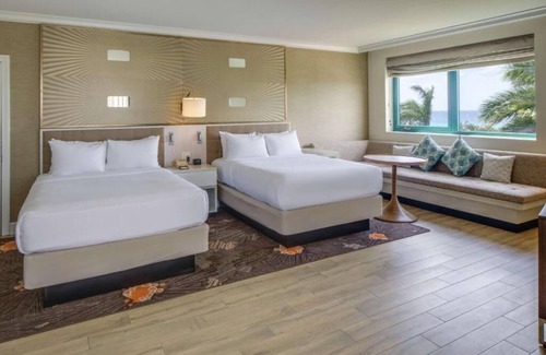 Garrison Historic Area Hotel | 3 Elegant Ocean View Suites Perfect for the Whole Family in Beachfront Resort