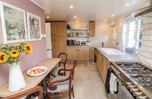 Minehead Cottage | 3 ELM COTTAGE, family friendly, luxury holiday cottage in Carhampton