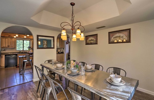 Oak Knoll Village Cabin | 3 Mi to Downtown: Cabin w/Gas Grill in Prescott
