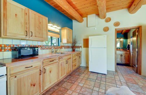Wickenburg Apartment | 3 Mi to Downtown Pet-Friendly Wickenburg Retreat