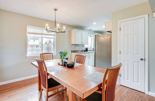 Saginaw House | 3 Mi to Dtwn Saginaw: Spacious & Updated Home!