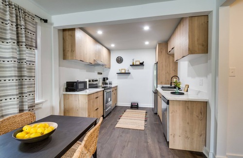 Dillard Apartment | 3 Mi to French Quarter: Modern Apt in New Orleans