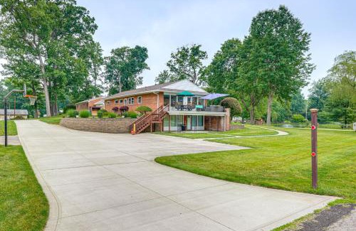 Canton House | 3 Mi to Pro Football Hall of Fame Home with Yard!