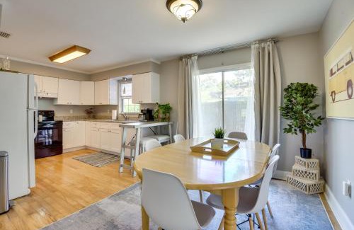 Palmetto House | 3 Mi to Riverwalk Pet-Friendly Home with Yard!