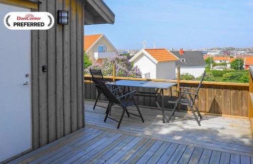 Ronnang House | 3 person holiday home in Rönnäng