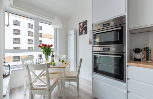 Mokotow Apartment | 3-room Apartment CYBERNETYKI 14