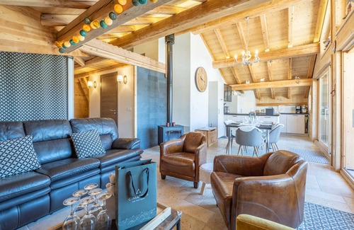 Jeux Apartment | 3-room apartment in Huez center with WIFI