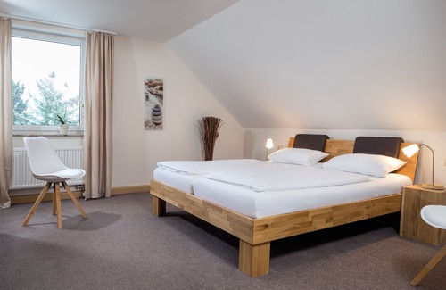 Bitzenhofen Apartment | 3-room country house apartment "Überlingen" 80m²