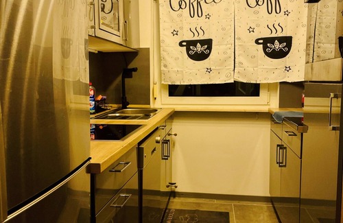Leinfelden-Echterdingen Apartment | 3 Room Apartment close to Airport and Fair(Up to 6 Guests, Garage, WiFi)