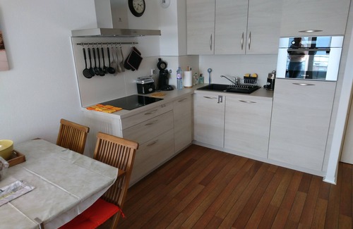 Audierne Apartment | 3-room duplex - 50 m from the beach - Beautiful sea view