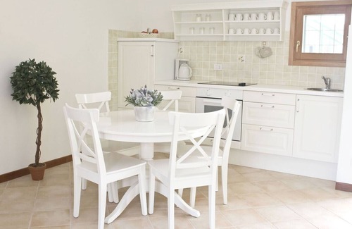 Aprilia Marittima Apartment | 3-room garden apartment. Lignano-Aprilia, air conditioning, pool, dog allowed,