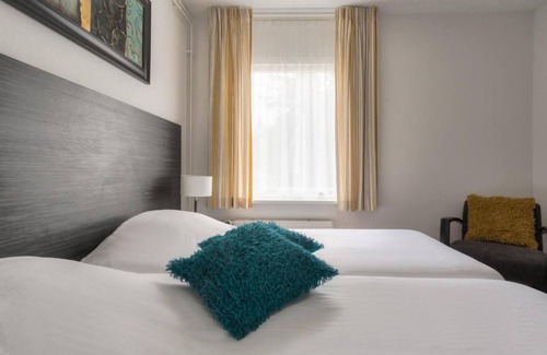 De Bult Hotel | 3 Rooms | Double Room Getaway Near Famous Nature Parks