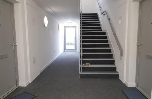 Auchengray Apartment | 3 Royal View Apartments