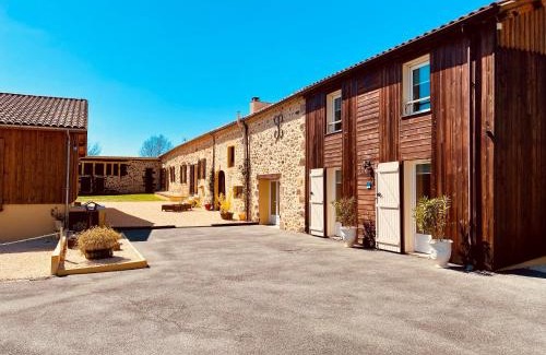 Capdrot House | 3-Star Tourism Rated Holiday Home with Air Con and Private Heated Pool - 45 Mins from Sarlat
