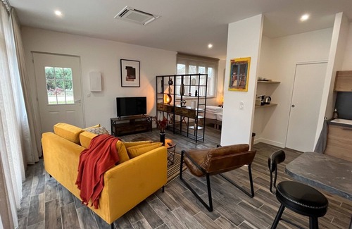 Vert-le-Grand Apartment | 3* studio apartment - Ground floor of an atypical outbuilding