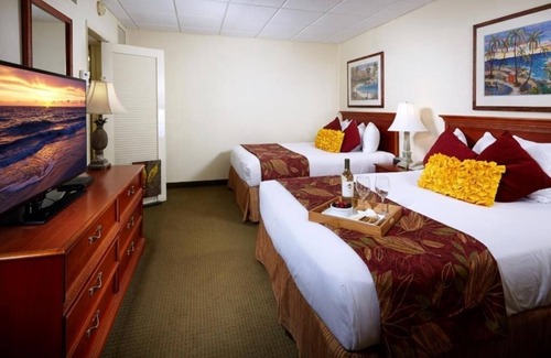Moorings Hotel | 3 Units | Naples Location | Near Downtown & Beaches