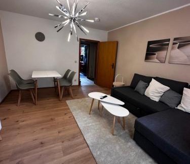 Hennickendorf Apartment | 3-Zimmer Ferienunterkunft inkl Parkplatz und Balkon, mit Nähe zum See