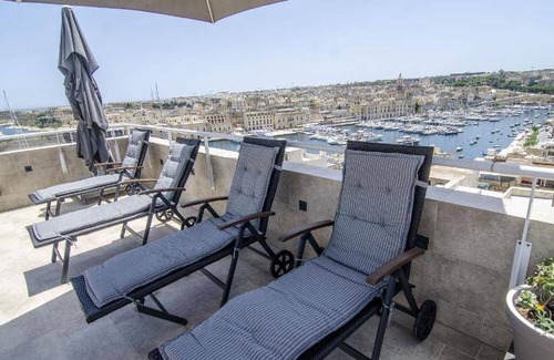 Senglea Apartment | 30 m² Apartment ∙ 2 guests