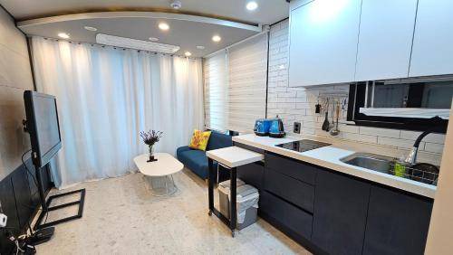 Hwagok-dong Apartment | 30 m² Apartment ∙ 2 bedrooms ∙ 4 guests