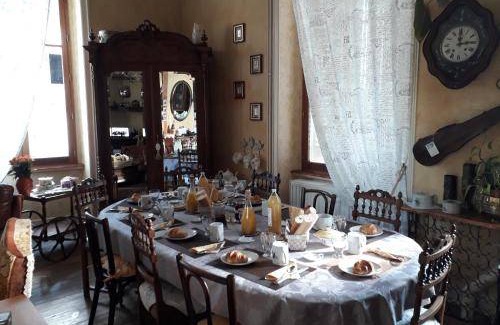 Usson-en-Forez Bed & Breakfast | 30 m² Bed and breakfast ∙ 5 guests
