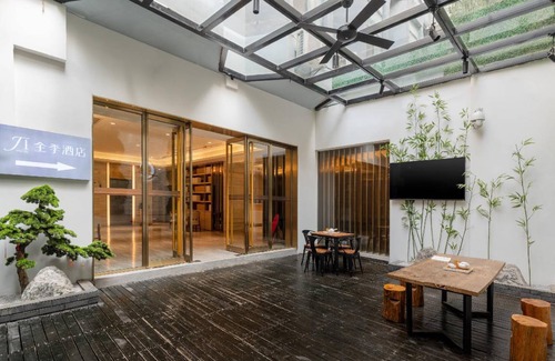 Zhonglou Shangquan Hotel | 30 m² Hotel ∙ 10 guests