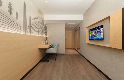 Hecheng District Hotel | 30 m² Hotel ∙ 2 bedrooms ∙ 5 guests