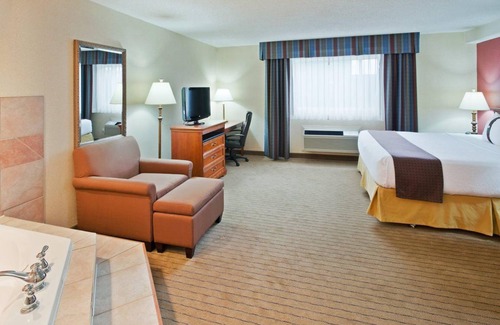 Hinton Hotel | 30 m² Hotel ∙ 2 bedrooms ∙ 127 guests
