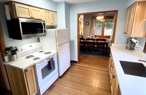 Rockaway Beach House | 30 Yards To Beach, New Hot Tub, fenced and dog friendly, 70" TV, Fire Pit Clean