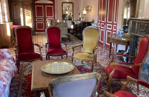 Gavarret-sur-Aulouste House | 300 m² House ∙ 5 bedrooms ∙ 14 guests