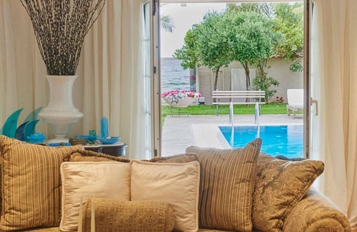 Varkiza Apartment | 300 m² Apartment ∙ 4 bedrooms ∙ 8 guests