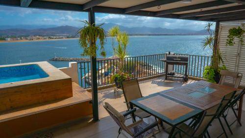 Las Hadas Apartment | 300 m² Apartment ∙ 5 bedrooms ∙ 8 guests